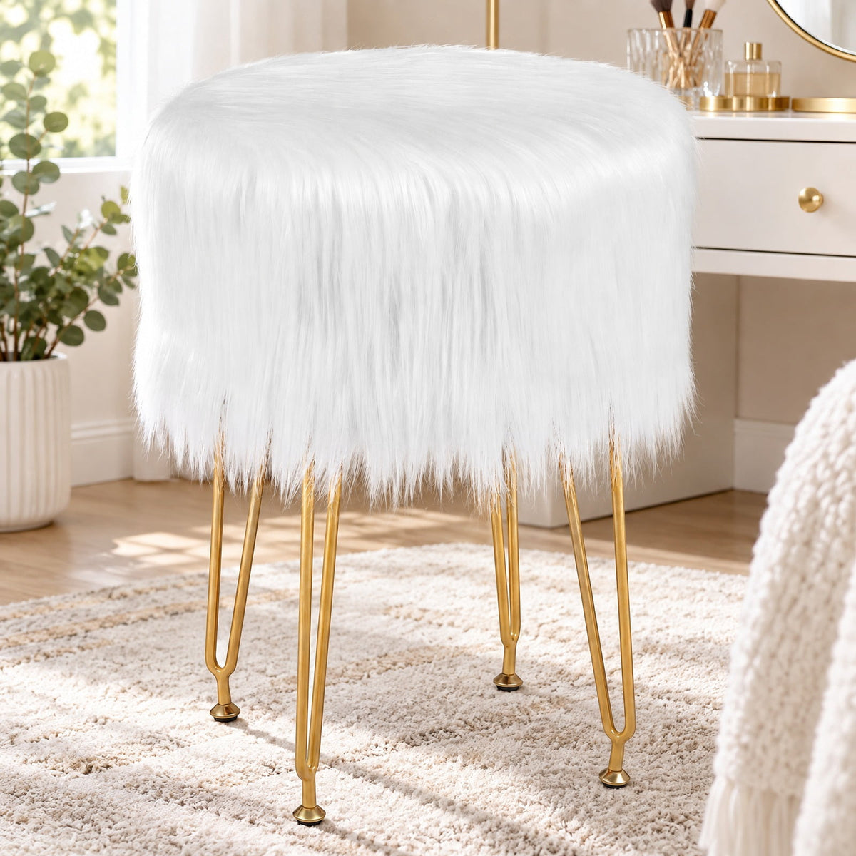 Airfind Faux Fur Vanity Stool Chair with Metal Legs for Bedroom and Living Room, 330 lbs Capacity, Faux Fur Sponge Metal MDF Plywood Frame, Pink