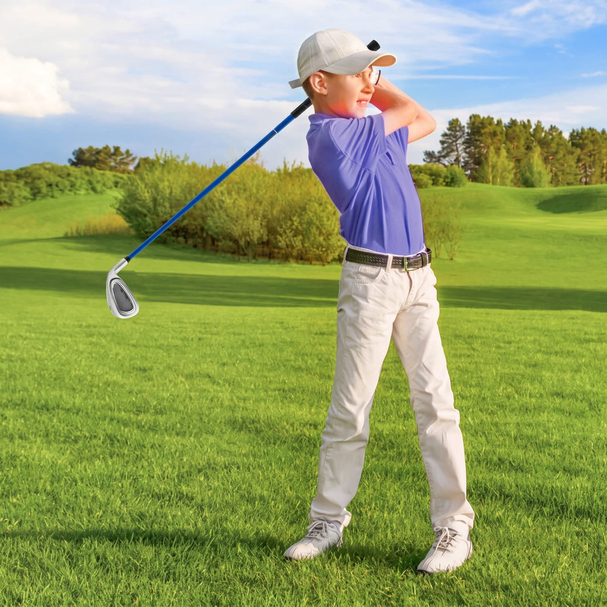 Airfind Junior Number 7 Iron for Kids Ages 11 to 14 with Lightweight Fiberglass Shaft and Rubber Grip and Matching Headcover, Blue
