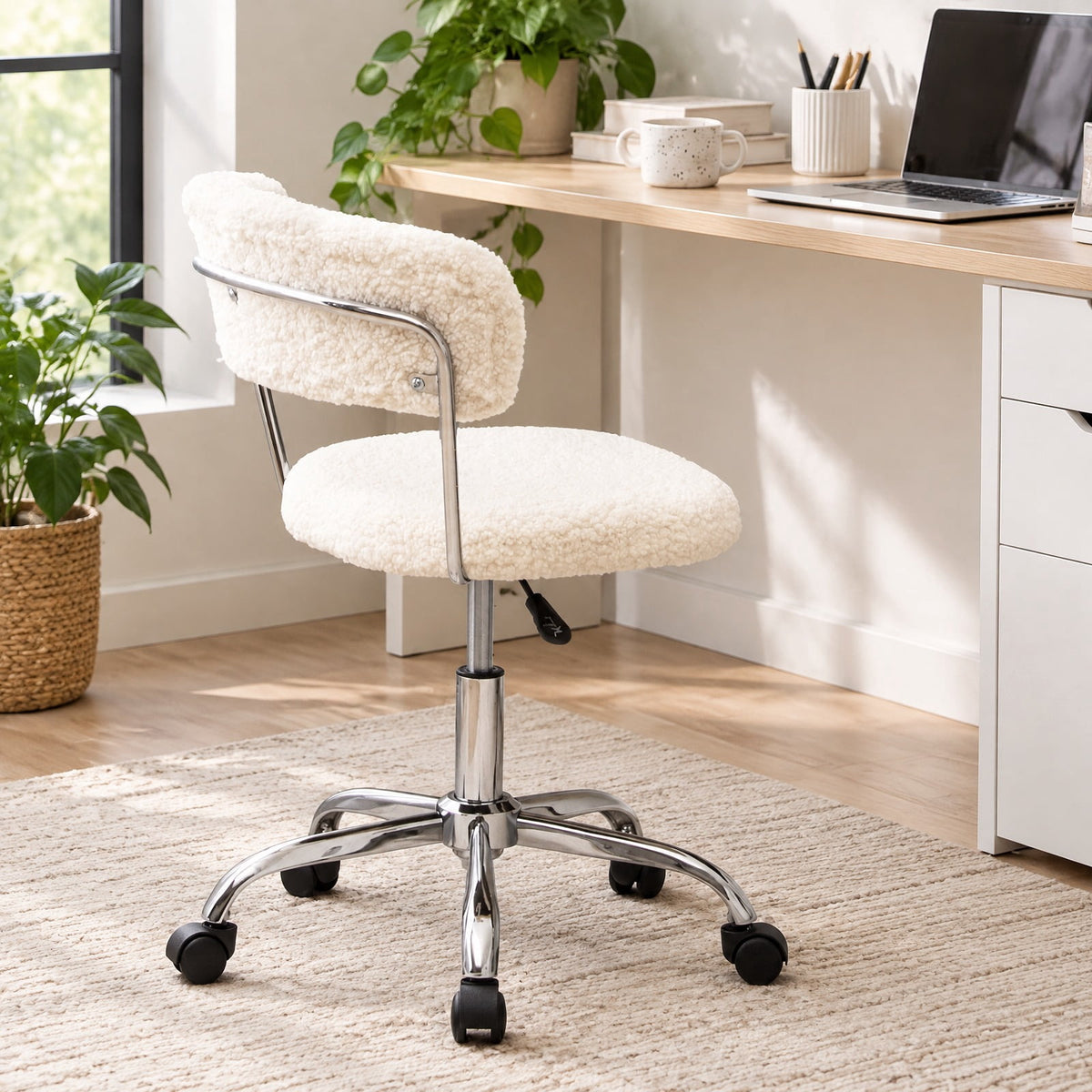 Airfind Computer Desk Chair Adjustable Sherpa Office Chair Swivel Vanity Chair, 330 lbs Capacity, Sherpa plywood sponge steel Frame, White